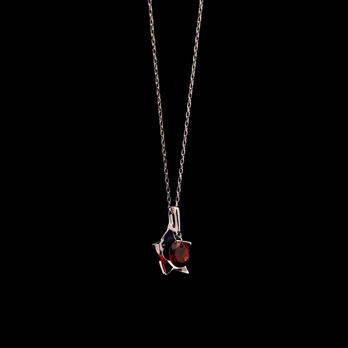 White Gold Star Garnet